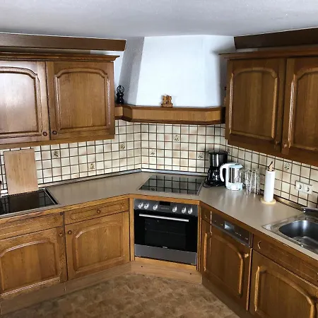 Haus Baumoos דירה *